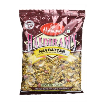 Индийская закуска Navrattan Haldiram`s